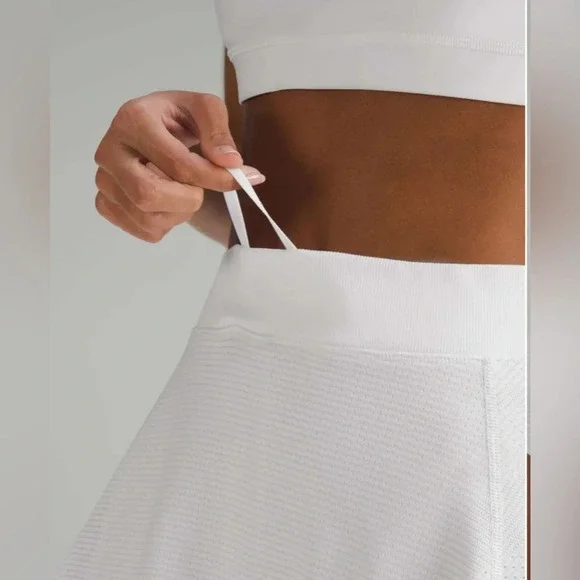 Lululemon Swiftly Tech High-Rise Skirt *Tennis - Picture 4 of 10